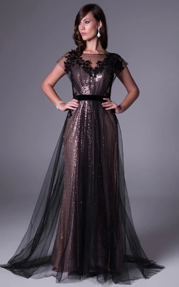 Short-Sleeve Sequin Applique Prom Dress with V-Back Elegant Maxi Style