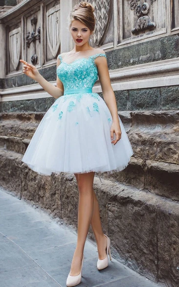 A-Line Tulle Dress with Appliques and Keyhole Classy Prom Dress
