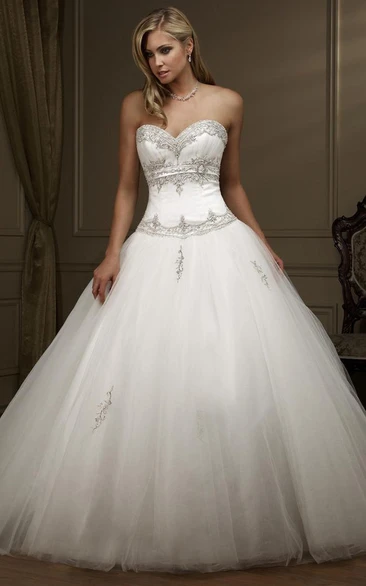 Tulle Beaded Sweetheart Ball Gown Wedding Dress with Lace-Up Elegant Wedding Dress