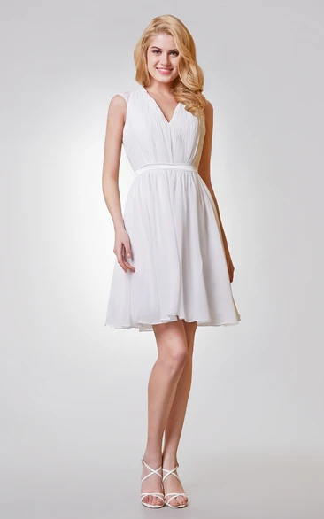 A-line Chiffon Bridesmaid Dress with V-neck Applique and Keyhole