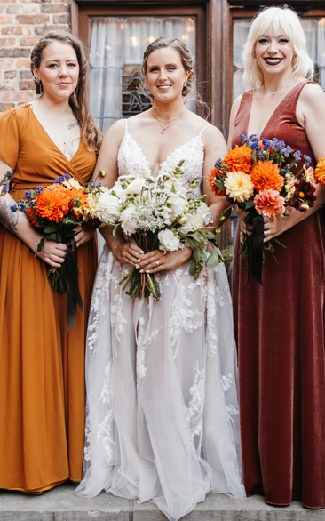 Sexy Plus Size Bohemian Tulle Applique A-Line V-neck Spaghetti Garden Wedding Dresses