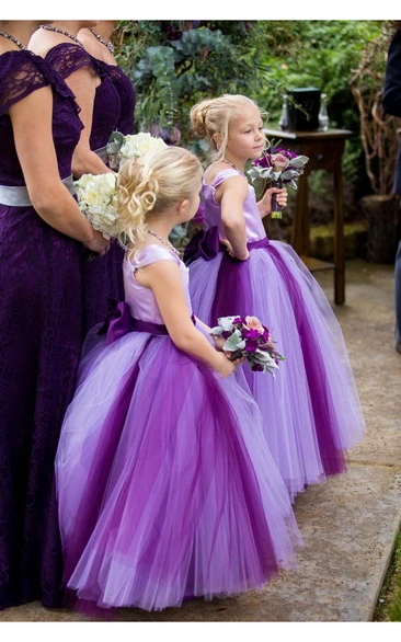 Princess Tulle Flower Girl Dress with Cap Sleeves and Bowknot Wedding Dress