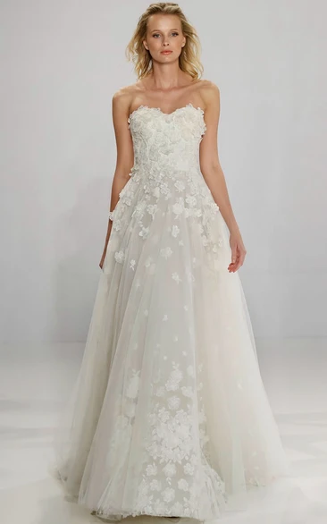 Sweetheart Tulle Wedding Dress with Flower and V-Back A-Line Floor-Length