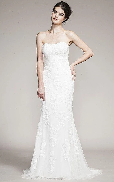 Sleeveless Lace Appliqued Strapless Maxi Wedding Dress