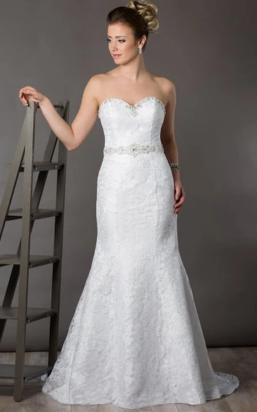 Crystal Mermaid Lace Wedding Dress with Sweetheart Neckline and Defined Waist