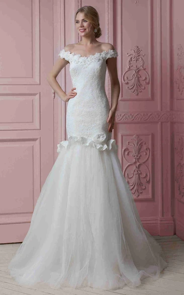 Off-The-Shoulder Trumpet Floral Lace&Tulle Wedding Dress with Ruffles Romantic Bridal Gown