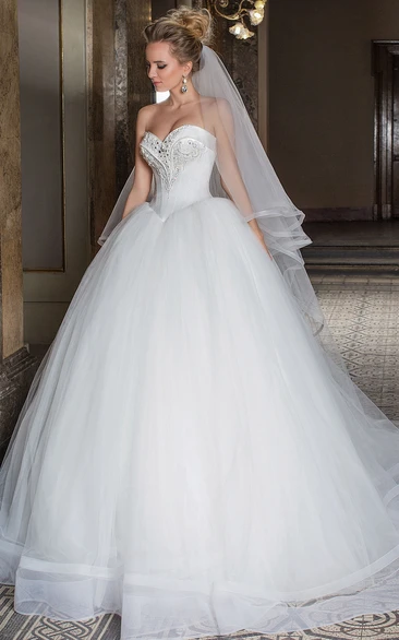 Sweetheart Beaded Tulle Wedding Dress with Court Train Sleeveless Ball Gown