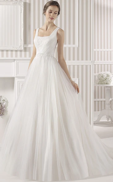 Square Neckline Ball-Gown Wedding Dress with Appliques and Court Train