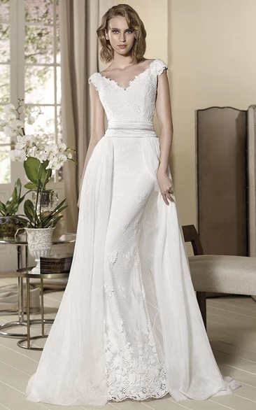 Cap-Sleeve Appliqued V-Neck Wedding Dress with Pleats Sheath Maxi