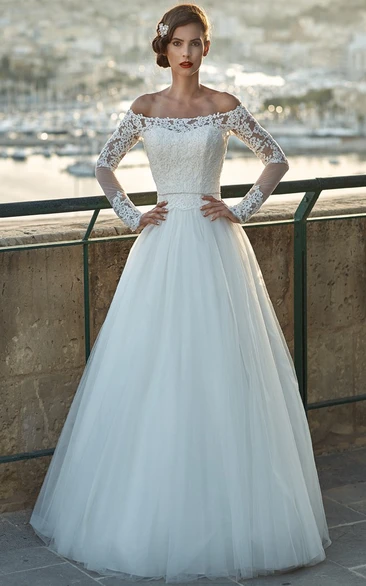 Off-The-Shoulder Tulle and Lace A-Line Wedding Dress Appliqued and Long-Sleeved