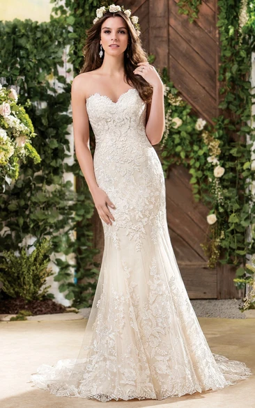 Lace Sheath Wedding Dress | Bridelulu