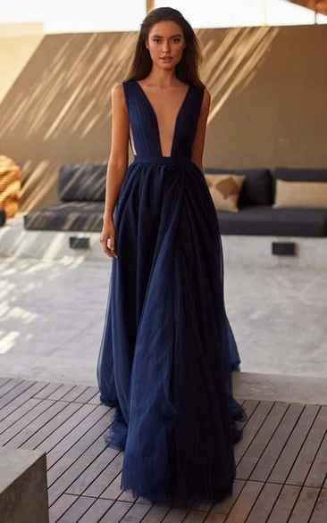 A Line Tulle Evening Dress with Split Front and Sleeveless