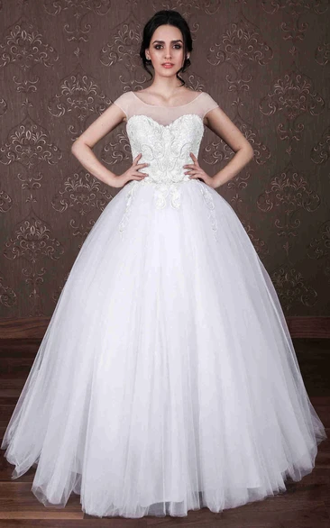 Ball Gown Tulle Wedding Dress With Embroidery Scoop-Neck Cap-Sleeve Beaded Unique