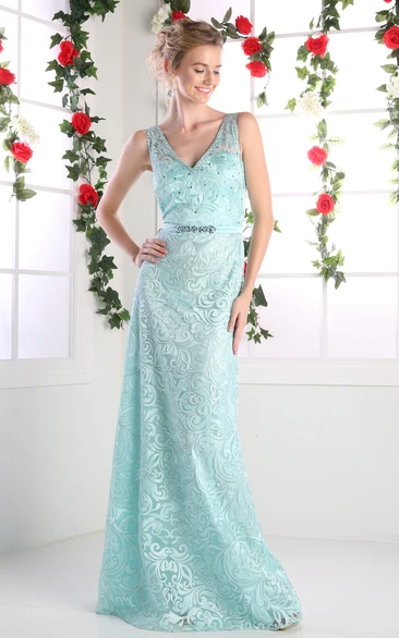 Short Sleeveless V-Neck Sheath Formal Dress with Beading and Lace