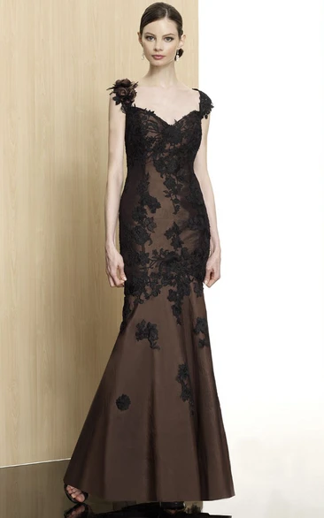 Trumpet Cap-Sleeve Appliqued Formal Prom Dress with Deep-V Back