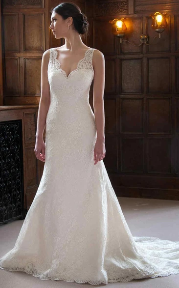 Lace V-Neck Sleeveless A-Line Wedding Dress Floor-Length Appliqued Bridal Gown