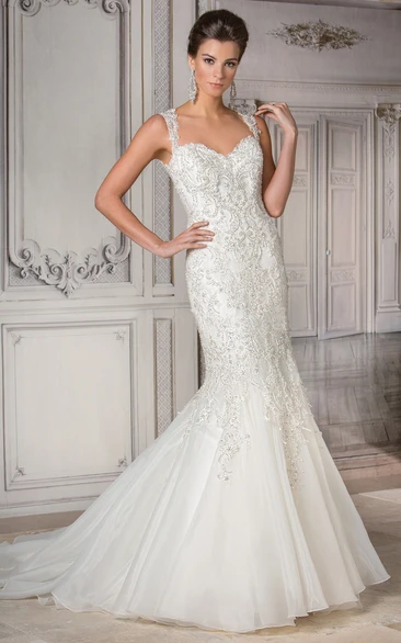 Keyhole Back Mermaid Wedding Dress with Cap Sleeves and Appliques
