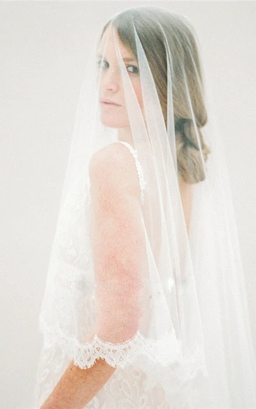 Lace Applique Bride Veil Soft Tulle & Retro Style