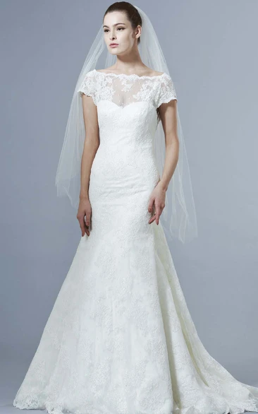 Mermaid Cap Sleeve Lace Wedding Dress with Bateau Neck Modern Bridal Dress