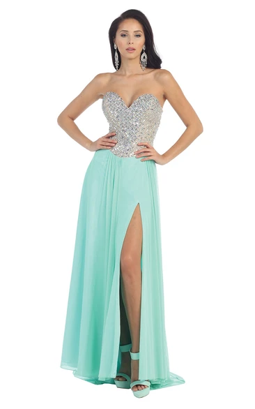 Sweetheart Chiffon Prom Dress with Split Front and Pleats
