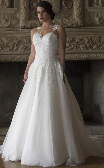 Lace Appliqued A-Line Wedding Dress with Scoop Neck and Floor Length