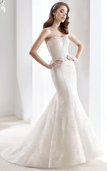 Lace Strapless Sheath Mermaid Gown with Beaded Bust and Open Back Beach Wedding Dress Women's Country