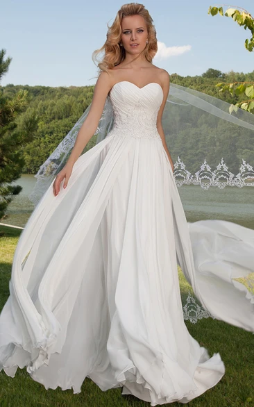 Sweetheart Sleeveless Chiffon Wedding Dress with Draping Simple Beach Bridal Gown