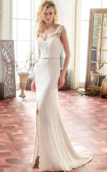 Split-Front Lace Square Wedding Dress Chic Bridal Gown with Sweep Train