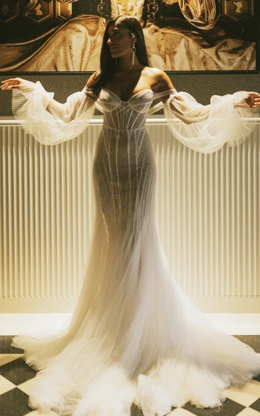 Off-shoulder V-neck Organza Mermaid Wedding Dress with Sleeves Casual