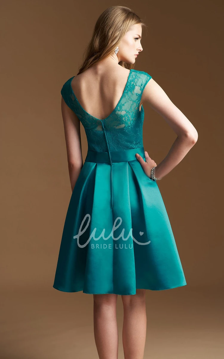 Knee-length A-line Dress with Lace Bodice and Flower Bridesmaid Dress