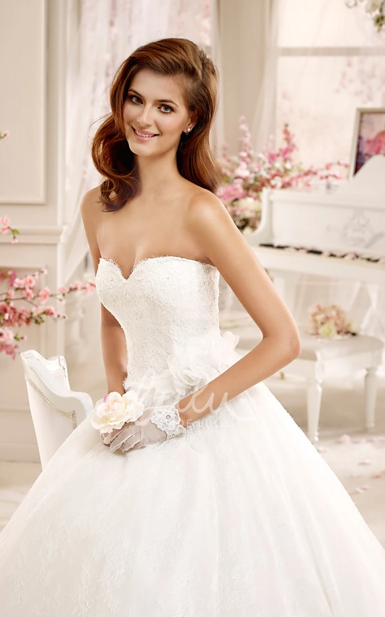 Notched-neck A-line Wedding Dress with Flowers and Court Train Classic & Timeless Wedding Dress