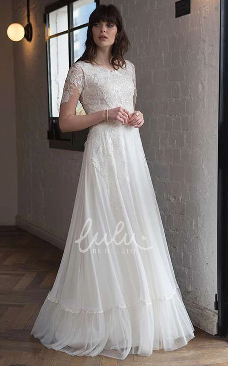 Romantic Lace A Line Wedding Dress with Appliques and Short Sleeves Elegant Bridal Gown