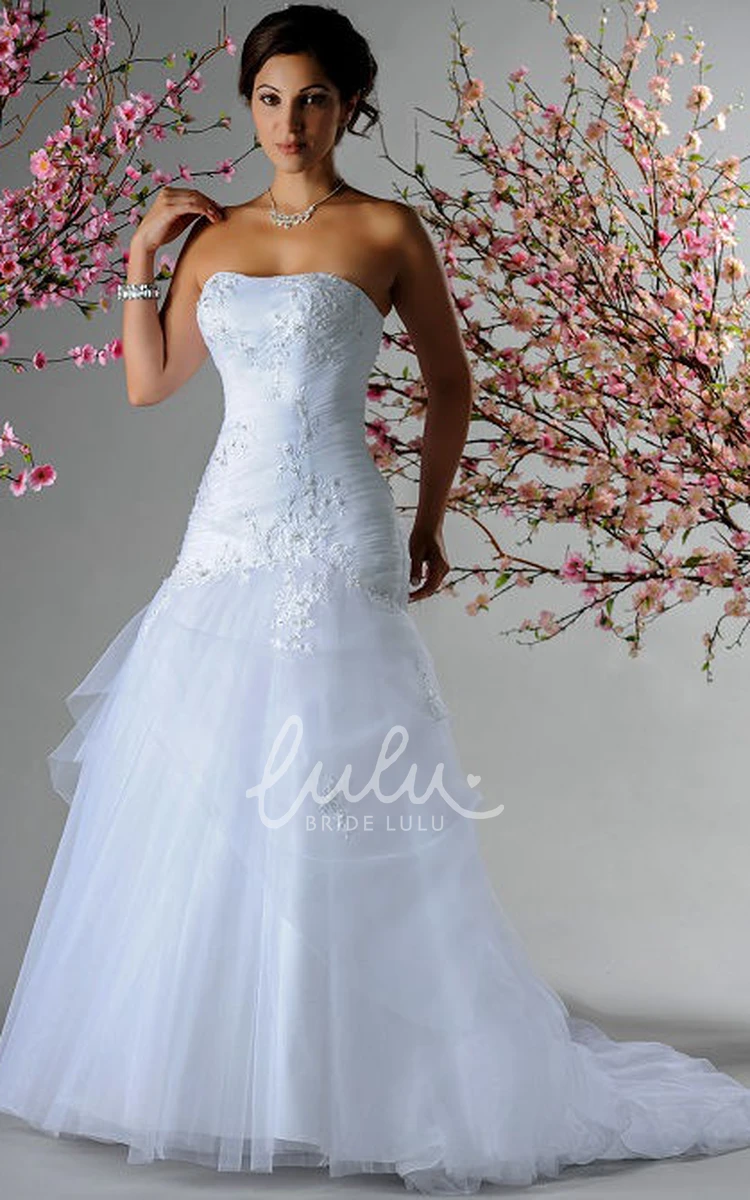 Layered Tulle Skirt Strapless Bridal Gown with Applique Pearl Top