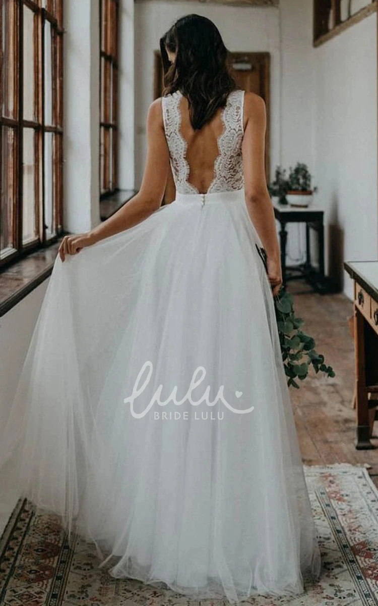 Bohemian Tulle Lace V-neck Wedding Dress with Scalloped Hemline