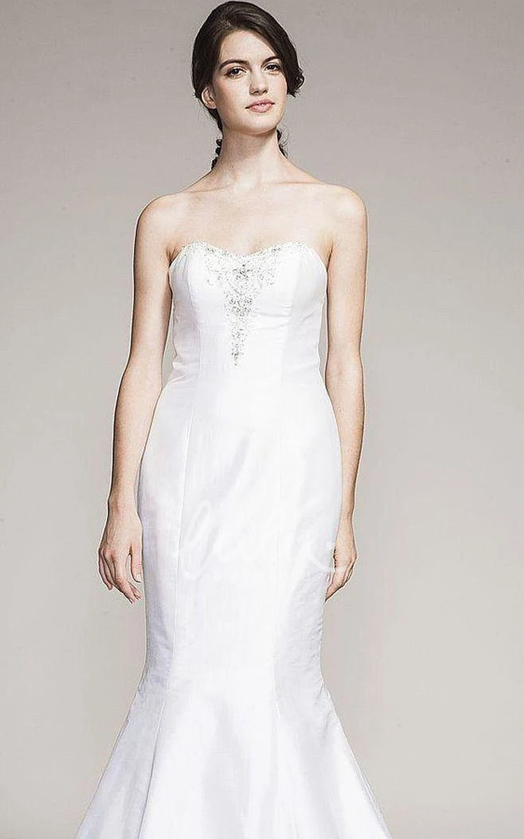 Trumpet Taffeta Wedding Dress with Beaded Strapless Sleeveless Design Classic and Timeless