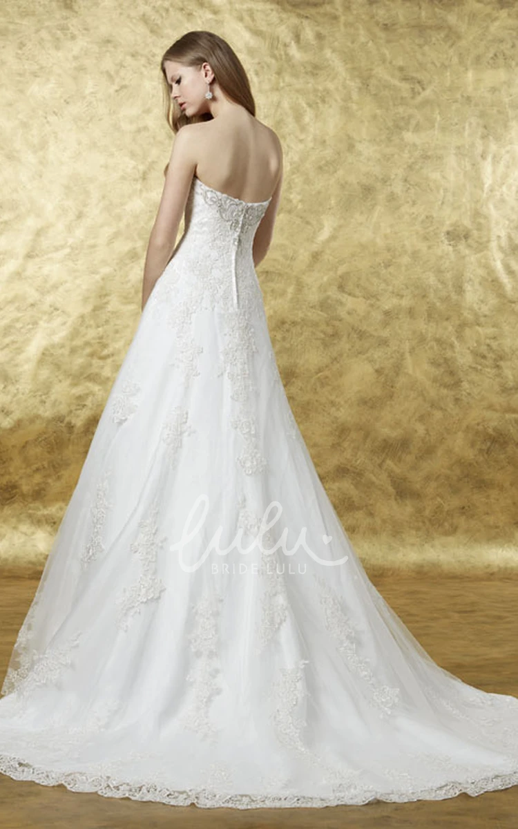 Sweetheart A-Line Lace Wedding Dress with Appliques and Beading