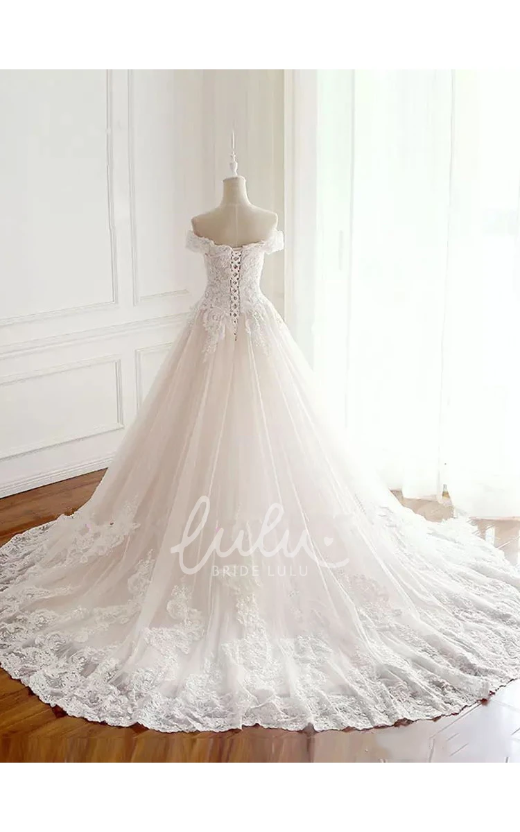 Off-the-shoulder Sleeveless A-line Lace Tulle Wedding Dress with Chapel Train and Appliques