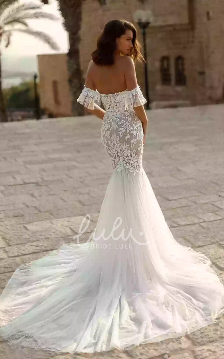 Lace Mermaid Country Wedding Dress with Off-the-Shoulder Neckline and Appliques