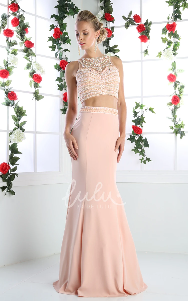 Illusion Sheath Dress with Beading Modern Jewel-Neck Prom Dress