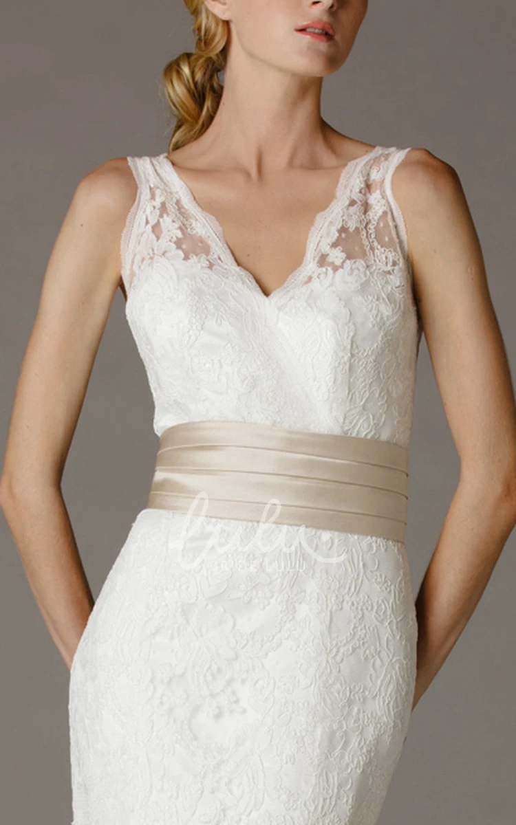 V-Neck Maxi Lace Wedding Dress with Bow Mermaid Appliqued Sleeveless