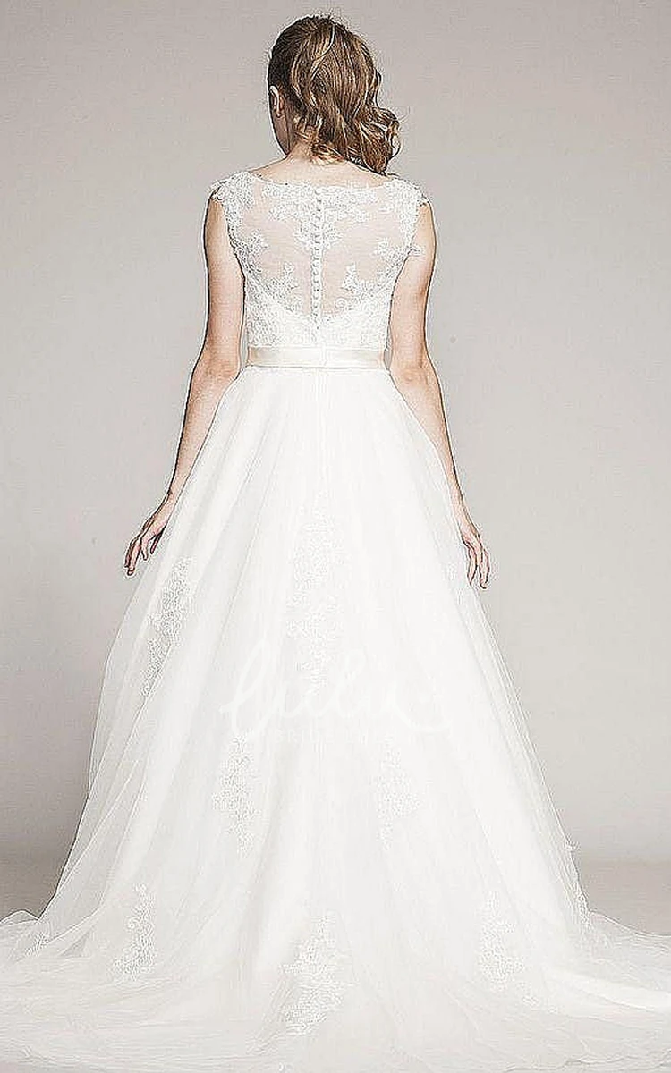 Lace Appliqued A-Line Wedding Dress with Bateau-Neck and Floor-Length