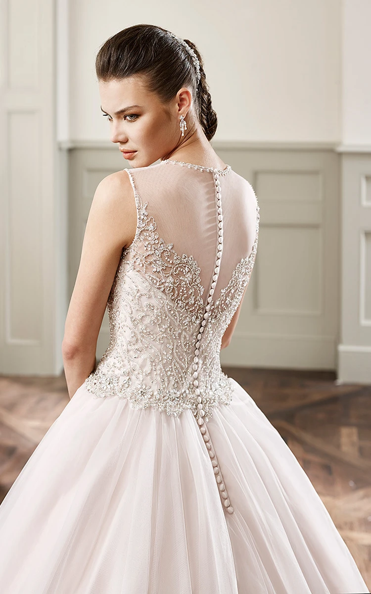 Beaded Scoop-Neck Tulle Ball Gown Wedding Dress Sleeveless Floor-Length Bridal Dress