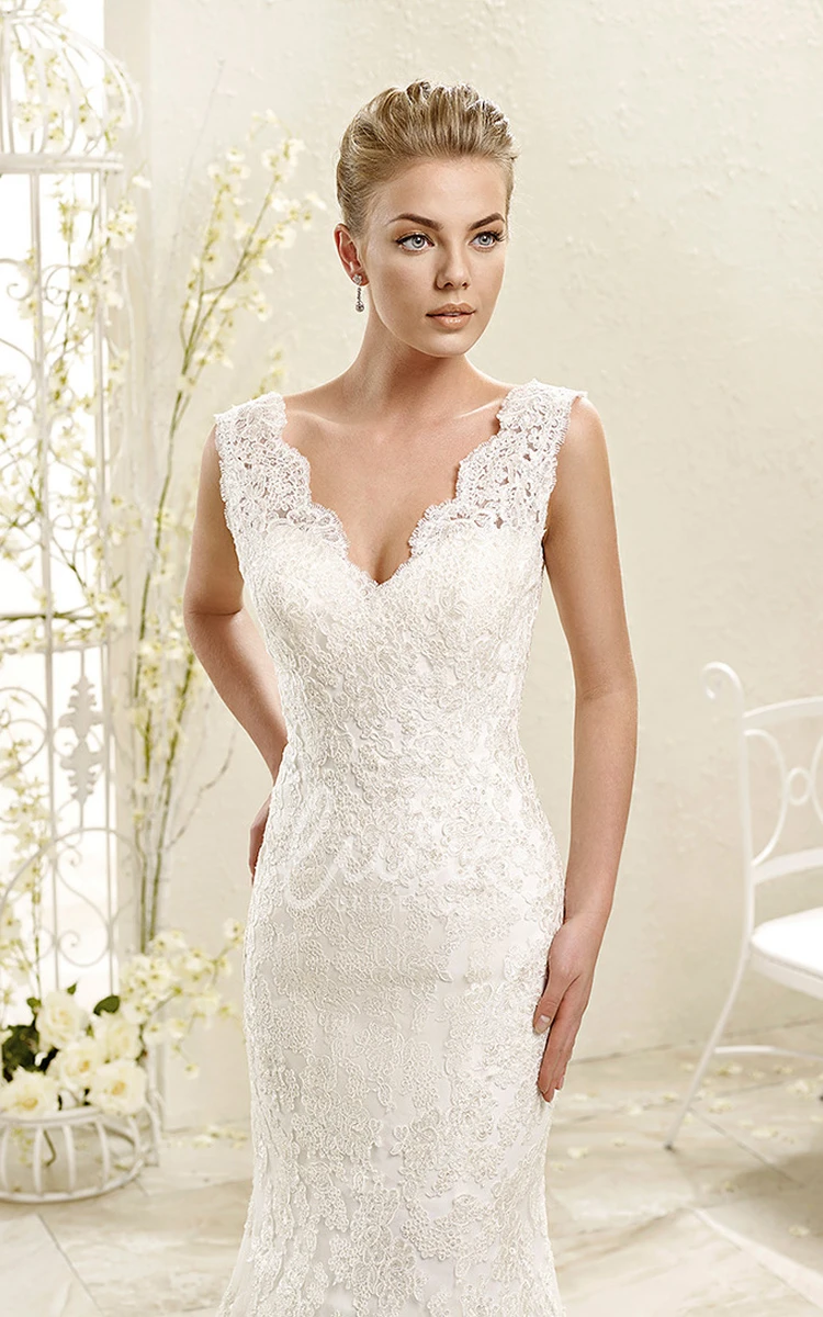 Lace Trumpet Wedding Dress with Waist Jewelry Sleeveless V-Neck