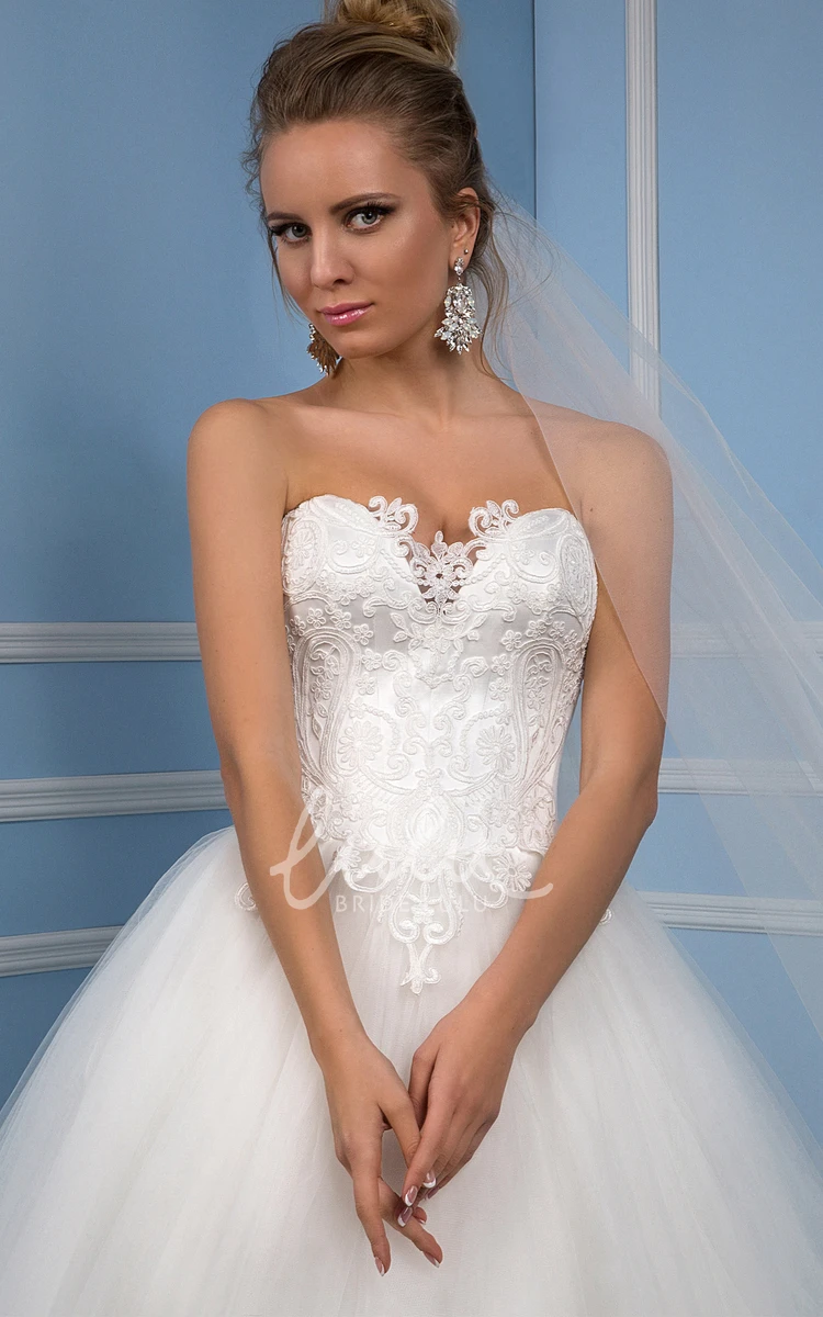 Sweetheart Tulle Wedding Dress with Corset Back and Sweep Train Maxi Length