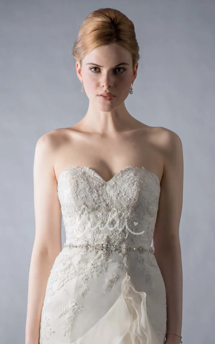 A-Line Organza Wedding Dress with Sweetheart Neckline and Cascading Ruffles Beautiful Bridal Gown