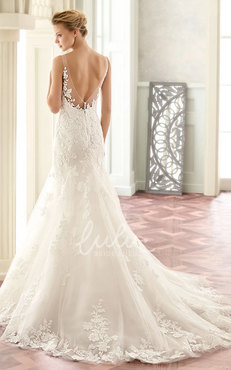 Court Train Lace Wedding Dress with Long Sleeves and Scoop Neckline