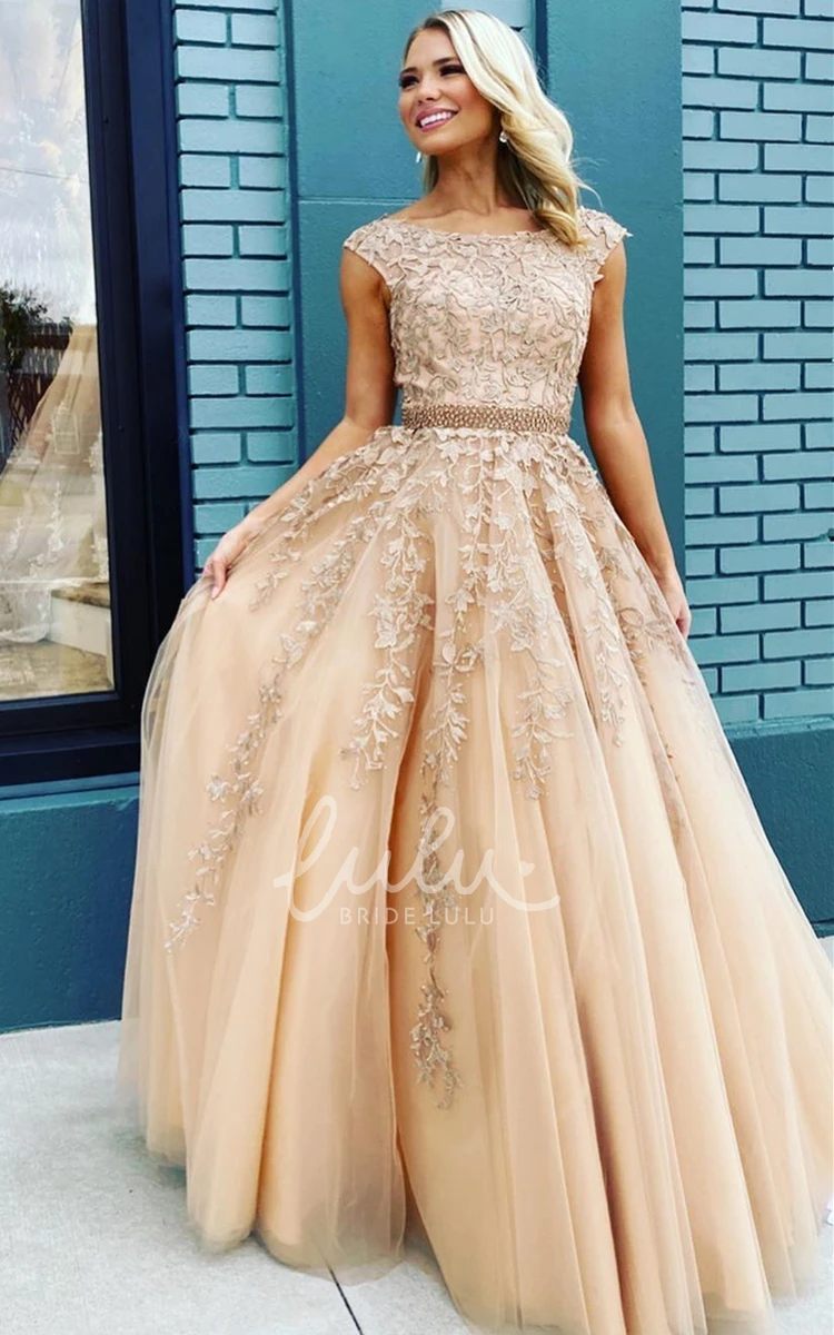 Tulle Bateau Sweep Train Prom Dress with Appliques Casual Ball Gown