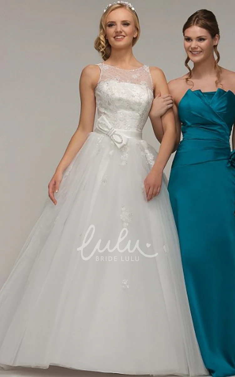 Beaded Tulle Ball Gown Wedding Dress with Appliques and Bow Scoop-Neck