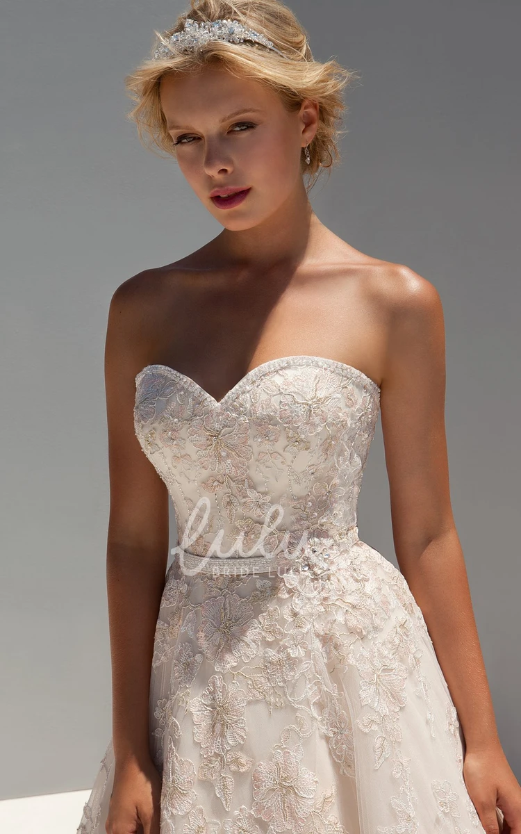 Appliqued Lace Sweetheart A-Line Wedding Dress Sleeveless Maxi Beading