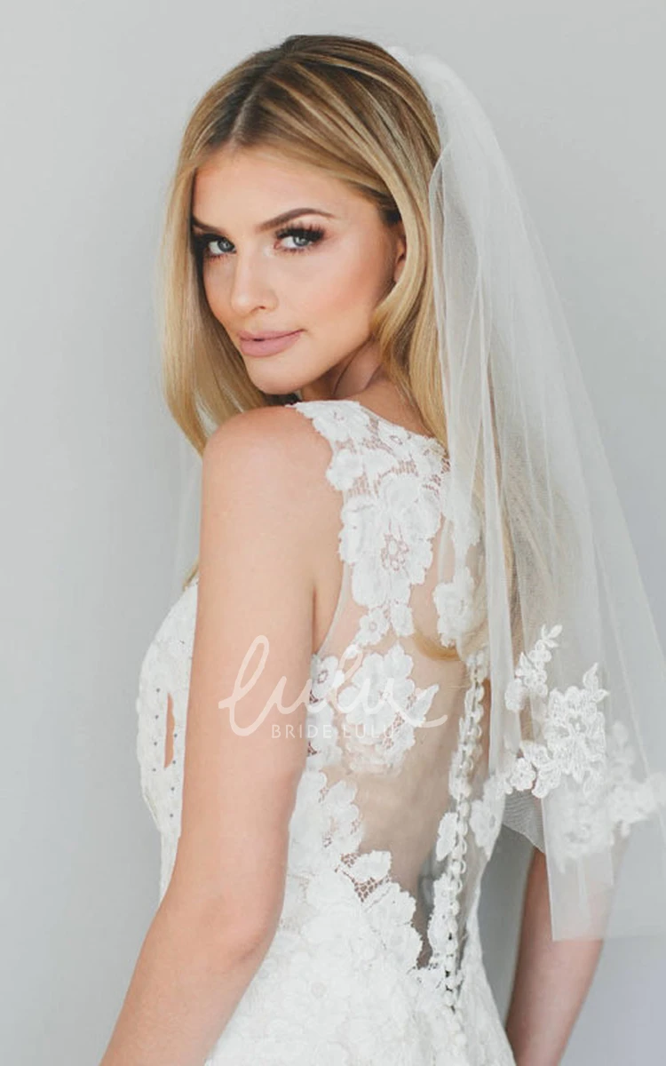 Short Soft Tulle Bridal Veil with Single Layer Wedding Dress